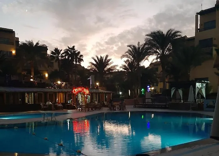New Eagles Downtown Zahabia & Aqua Park 3*