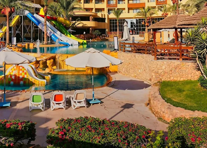 New Eagles Downtown Zahabia & Aqua Park